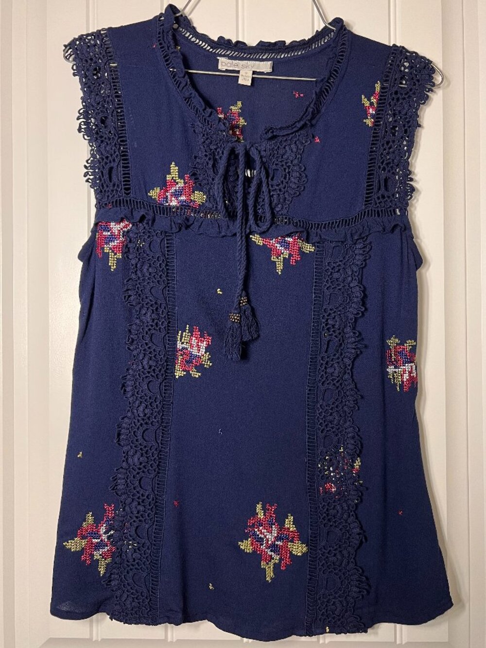 Pale Sky Navy‎ Blue Embroidered Boho Top Size Small Crochet Lace Tassels